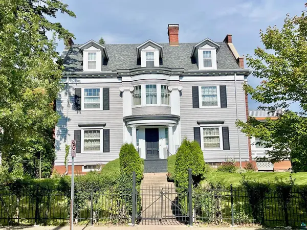 124 N 24th Ave E, Duluth, MN 55812