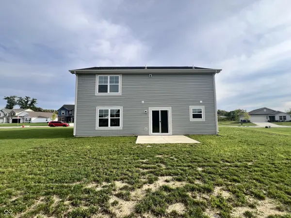 6652 W Sailboat DR, Greenfield, IN 46140
