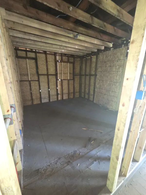 1125 N Oakland AVE, Indianapolis, IN 46201