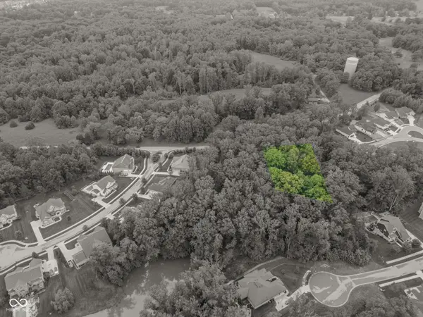 01 Carr Hill RD, Columbus, IN 47201