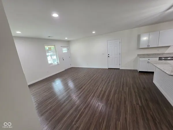 7747 Mountain Stream WAY, Indianapolis, IN 46219