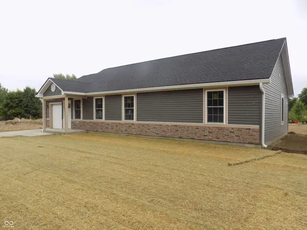 7747 Mountain Stream WAY, Indianapolis, IN 46219