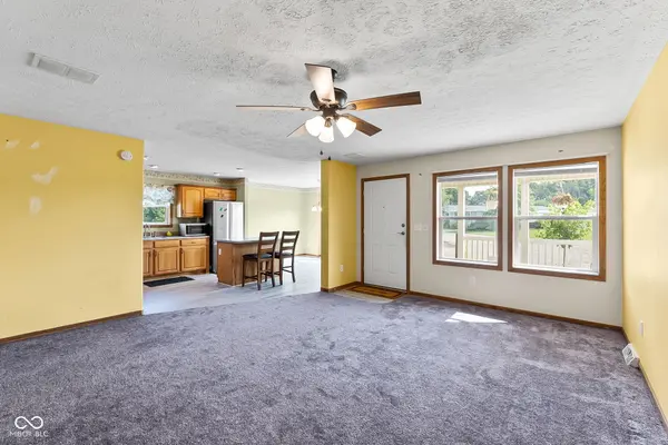 2801 Maplewood AVE, Plymouth, IN 46563