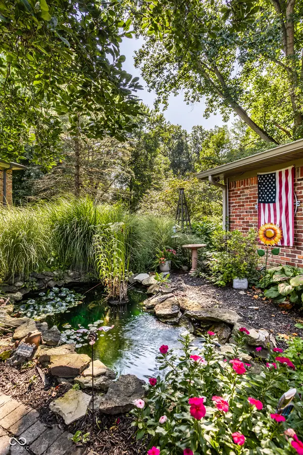 7990 Hoover CT, Indianapolis, IN 46260