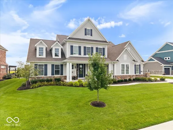 4635 Hastings DR, Zionsville, IN 46077