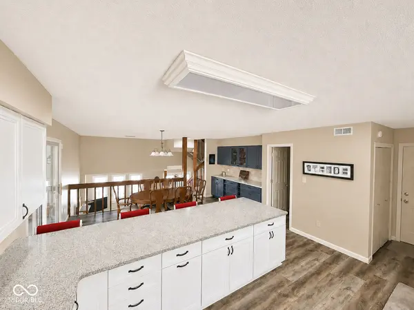 2072 E Waters Edge DR #15, Bloomington, IN 47401