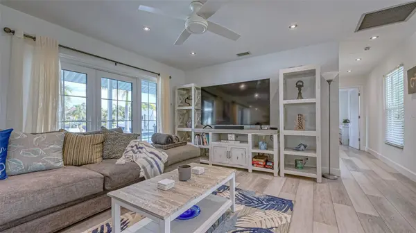 500 SCHOONER LN, Longboat Key, FL 34228
