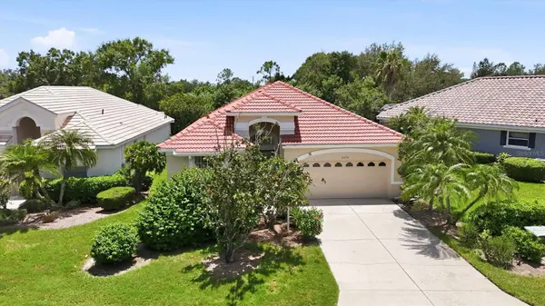 8492 IDLEWOOD CT, Lakewood Ranch, FL 34202