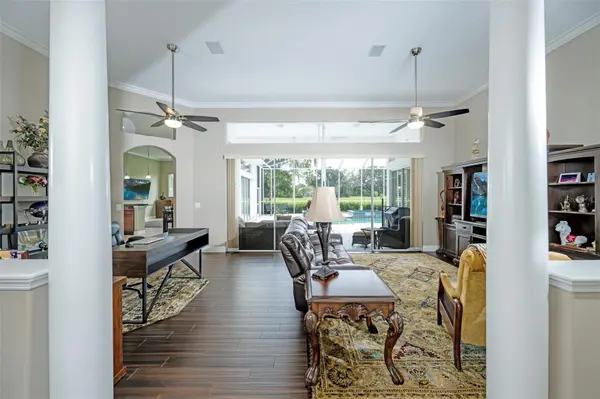 5429 BURNT HICKORY DR, Valrico, FL 33596