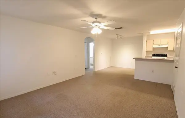 8905 MANOR LOOP #107, Bradenton, FL 34202