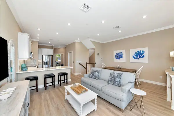 5589 CANNES CIR #4-102, Sarasota, FL 34231