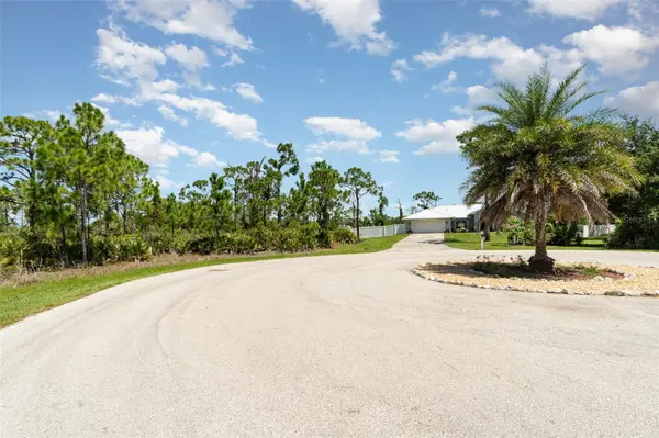 9437 TREASURE LAKE CT, St James City, FL 33956