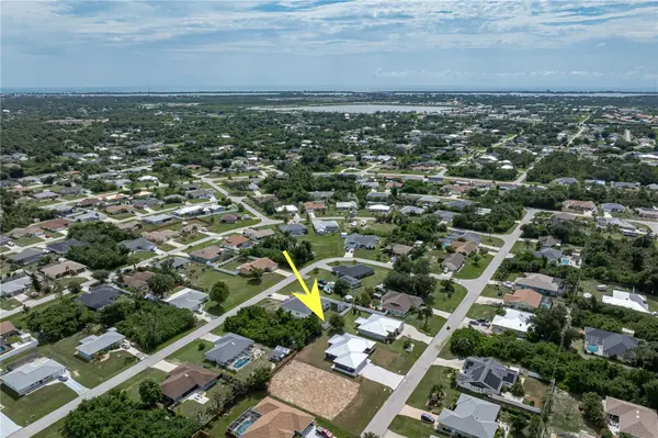 9417 HEARTWELLVILLE AVE, Englewood, FL 34224