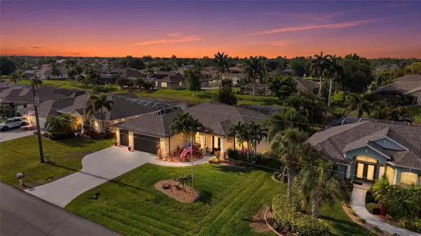 39 MEDALIST RD, Rotonda West, FL 33947