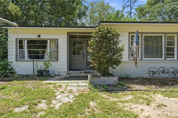 1019 NW 25TH AVE, Gainesville, FL 32609