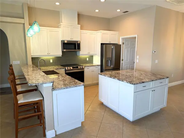 203 LAKE VICTORIA CT, Englewood, FL 34223