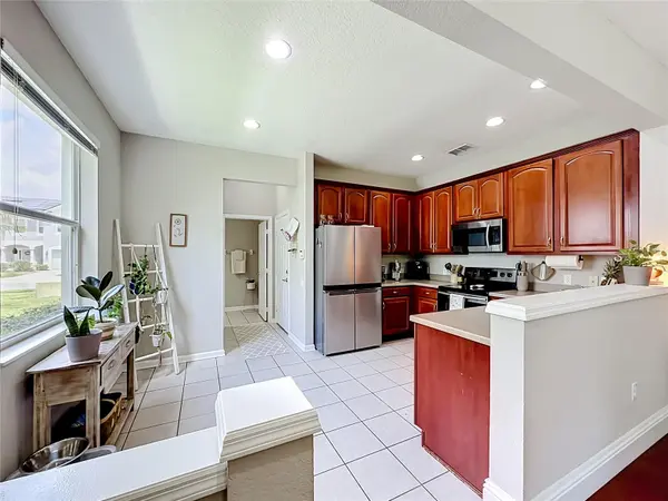 1060 ROCK HARBOR AVE, Orlando, FL 32828