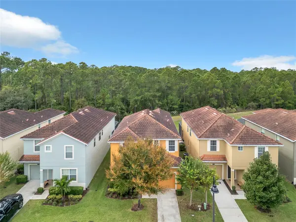2908 BANANA PALM DR, Kissimmee, FL 34747