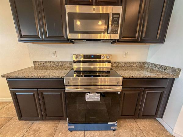 908 GLAZEBROOK LOOP, Orange City, FL 32763 photo 13