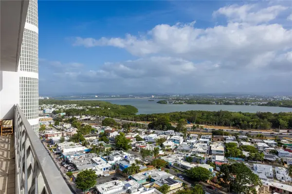 3001 ISLA VERDE #2205, Carolina, PR 00979