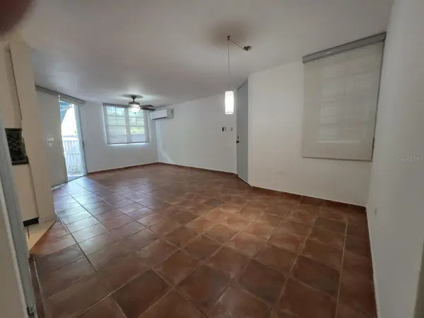 Cond. El Bosque LOS BAEZ #1602, Guaynabo, PR 00971