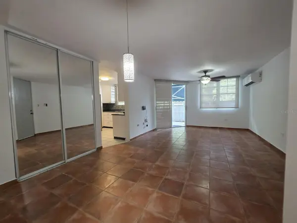 Cond. El Bosque LOS BAEZ #1602, Guaynabo, PR 00971