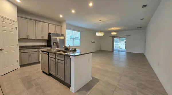 693 CROWN ROSE DR, Eagle Lake, FL 33839