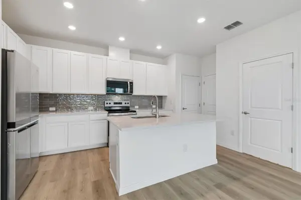 6341 JENSEN VIEW AVE, Apollo Beach, FL 33572