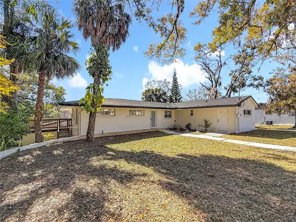 6108 OAK RIDGE AVE, New Port Richey, FL 34653
