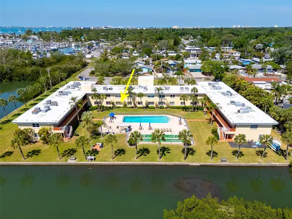 2900 45TH ST S #7, Gulfport, FL 33711