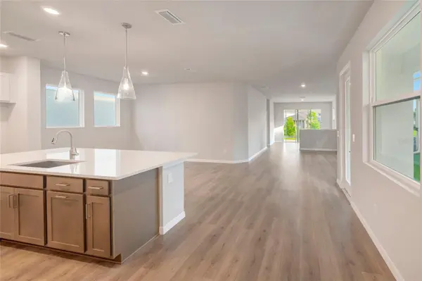 31051 PENDLETON LANDING CIR, Wesley Chapel, FL 33545