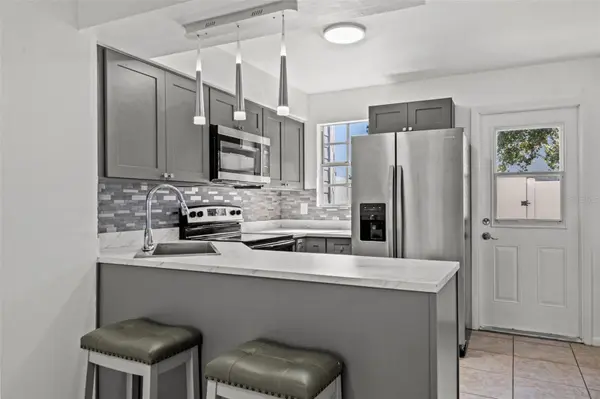 6650 121ST AVE #4, Largo, FL 33773