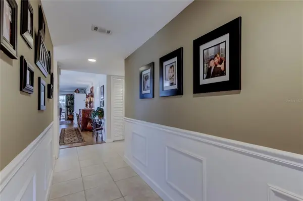 9450 HARBOR GREENS WAY #301, Seminole, FL 33776