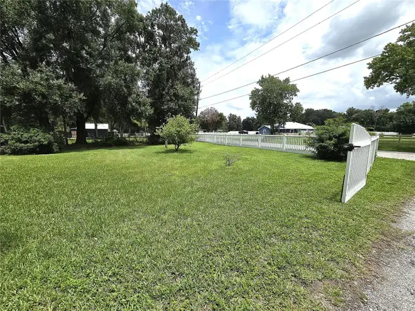1214 JERRY SMITH RD, Dover, FL 33527