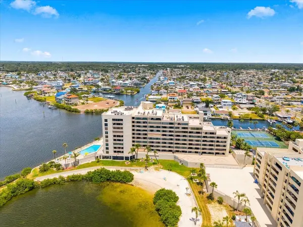 6035 SEA RANCH DR #100, Hudson, FL 34667