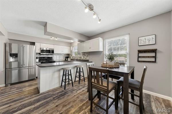 11999 Villa Dorado DR #E, St Louis, MO 63146