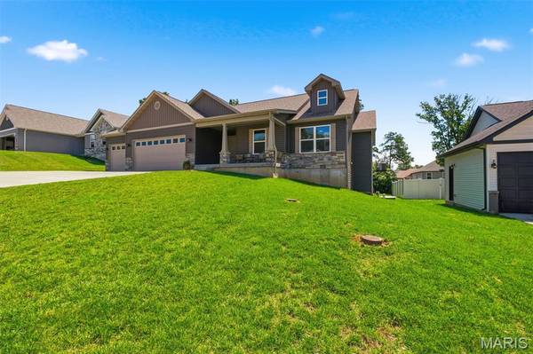 512 Hickory Knoll DR, Troy, MO 63379