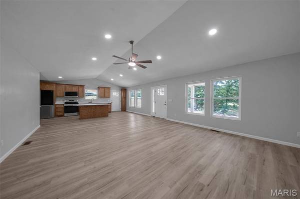 10377 Private Drive 5294, Rolla, MO 65401