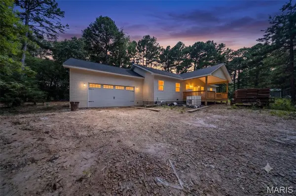 10082 Private Drive 5294, Rolla, MO 65401