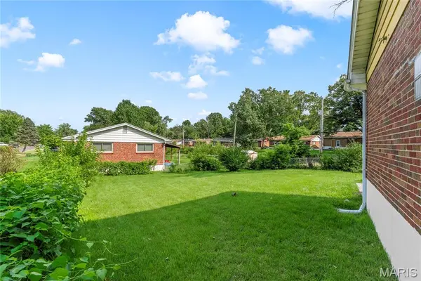 944 Lebon DR, Bellefontaine Nghbrs, MO 63137