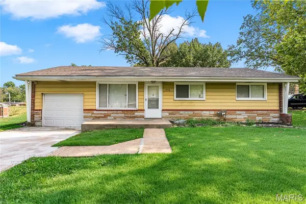 944 Lebon DR, Bellefontaine Nghbrs, MO 63137