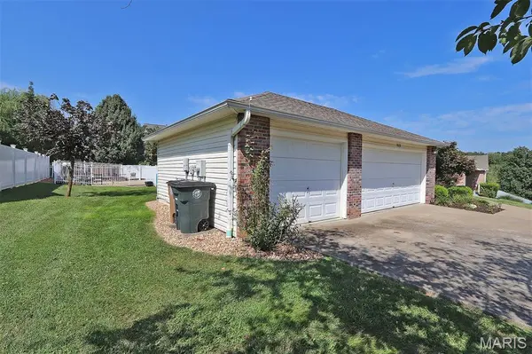 3928 Granite DR, Cape Girardeau, MO 63701
