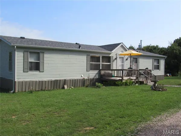 101 Country View LN, Leasburg, MO 65535