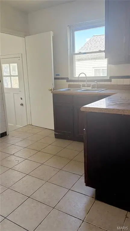 6140 Payne AVE, Ferguson, MO 63135