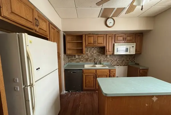 102 E 6th ST, Milledgeville, IL 61051