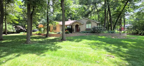 4958 Northridge DR, St. Anne, IL 60964