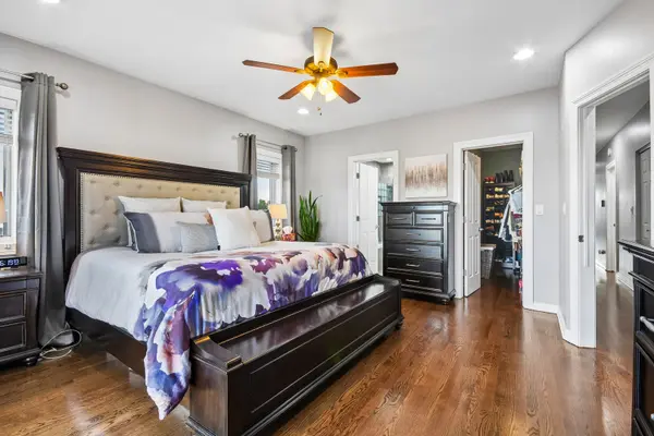 4345 S Indiana AVE #4S, Chicago, IL 60653