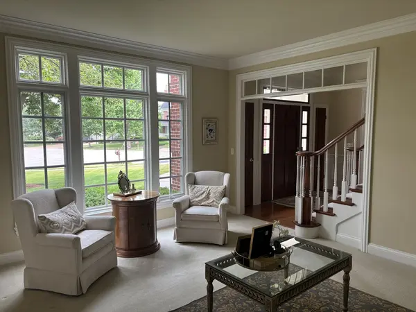 955 Harbor Town CT, Geneva, IL 60134