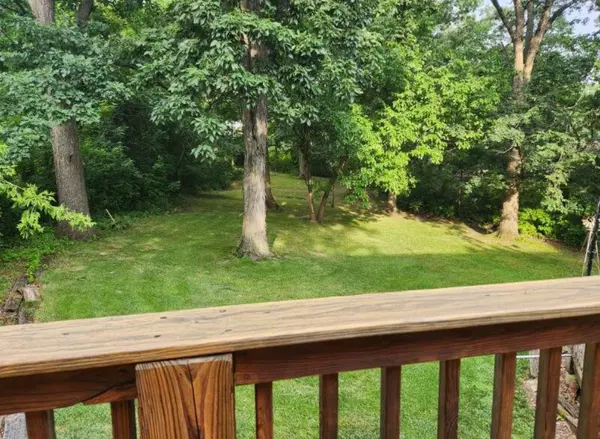 9215 S 83rd AVE, Hickory Hills, IL 60457