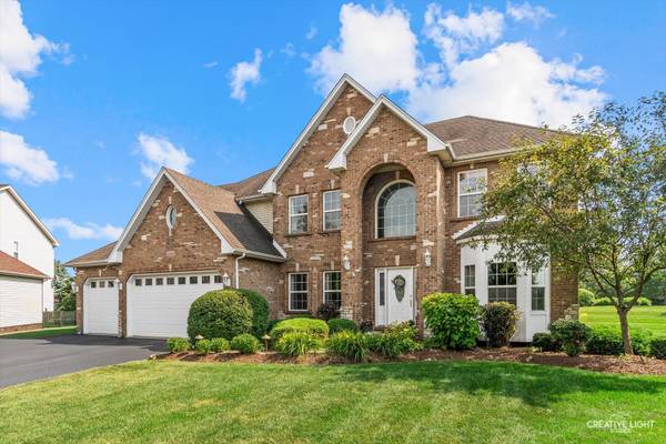 506 Simsbury CT, Oswego, IL 60543
